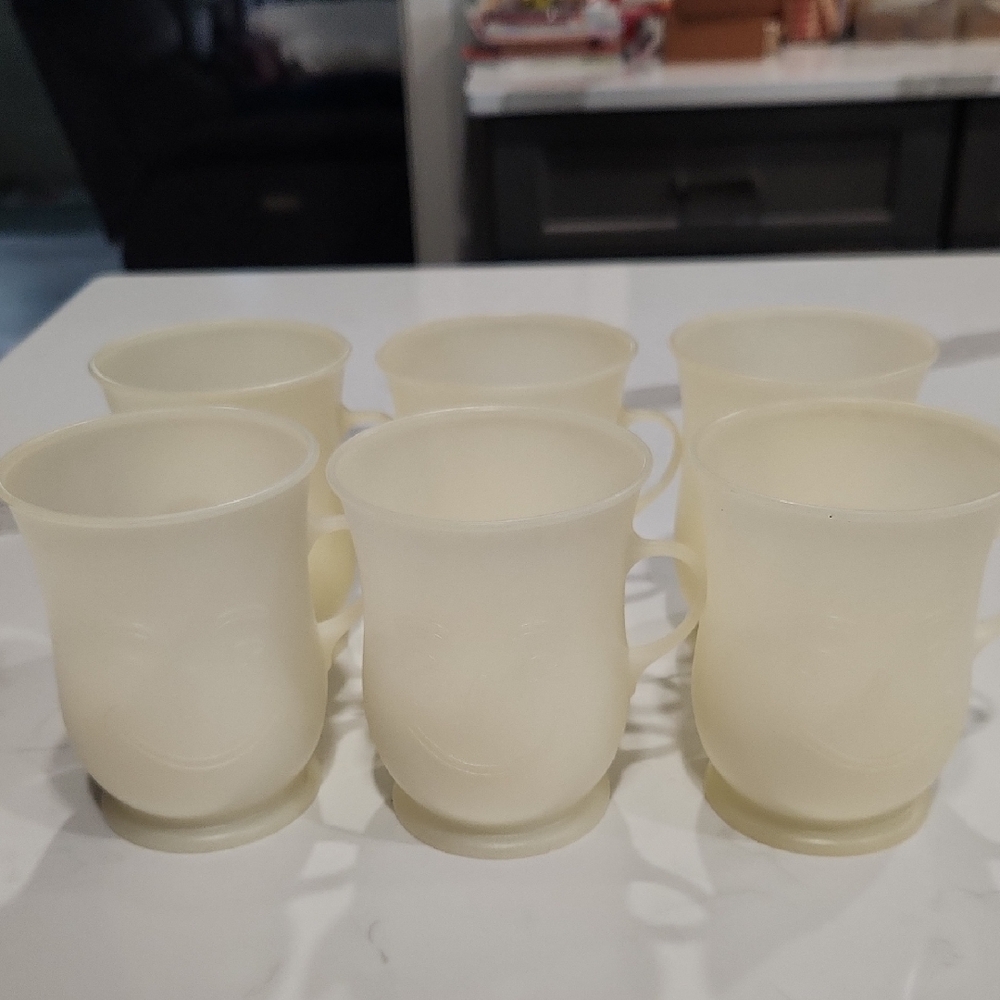 Kool-aid Plastic Mug Set